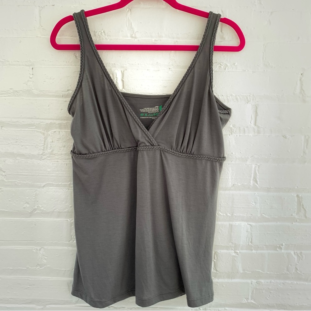 NWT Hoodies. V-Neck Tank Top - Grey
